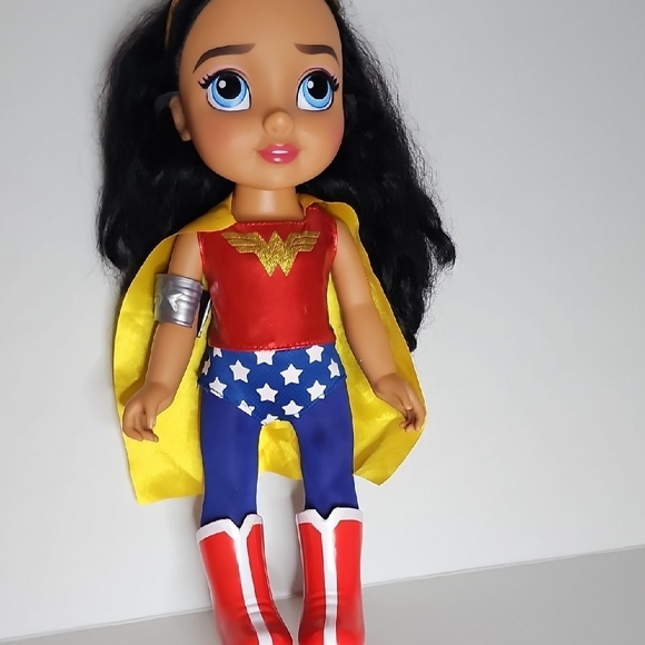DC Comics Wonder Superhero Doll - Picture 5 of 5